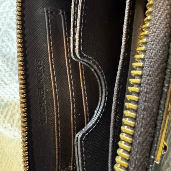 Michael Kors Brown Leather Logo Wallet - Picture 5 of 6